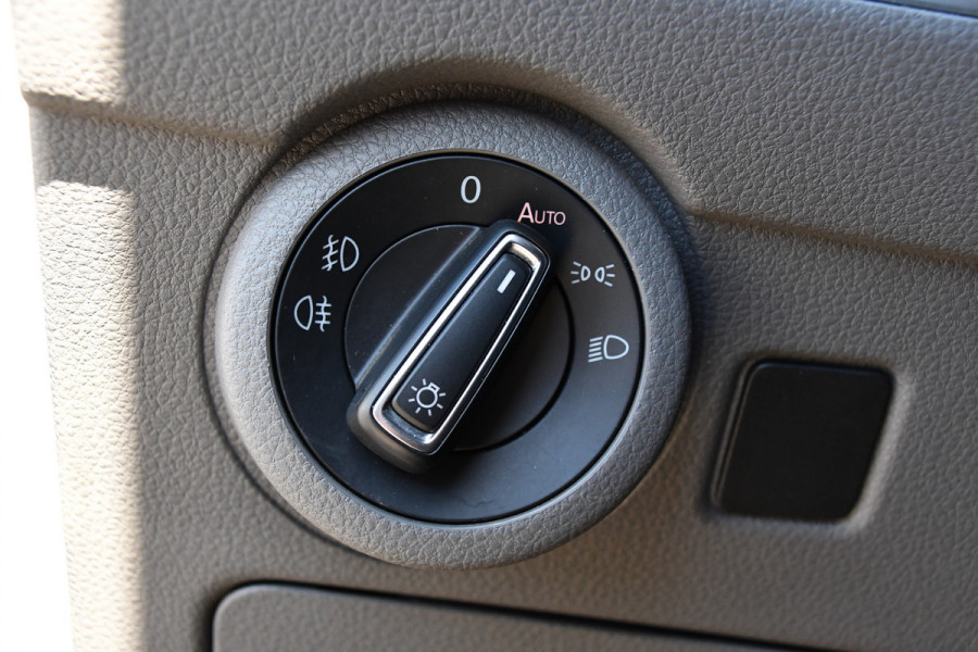 Volkswagen Transporter 2.0 TDI L2H1 30 Bulli Virtual, Adaptieve Cruise, Camera, 150PK, Carplay, Multimedia, Trekhaak, Uniek!