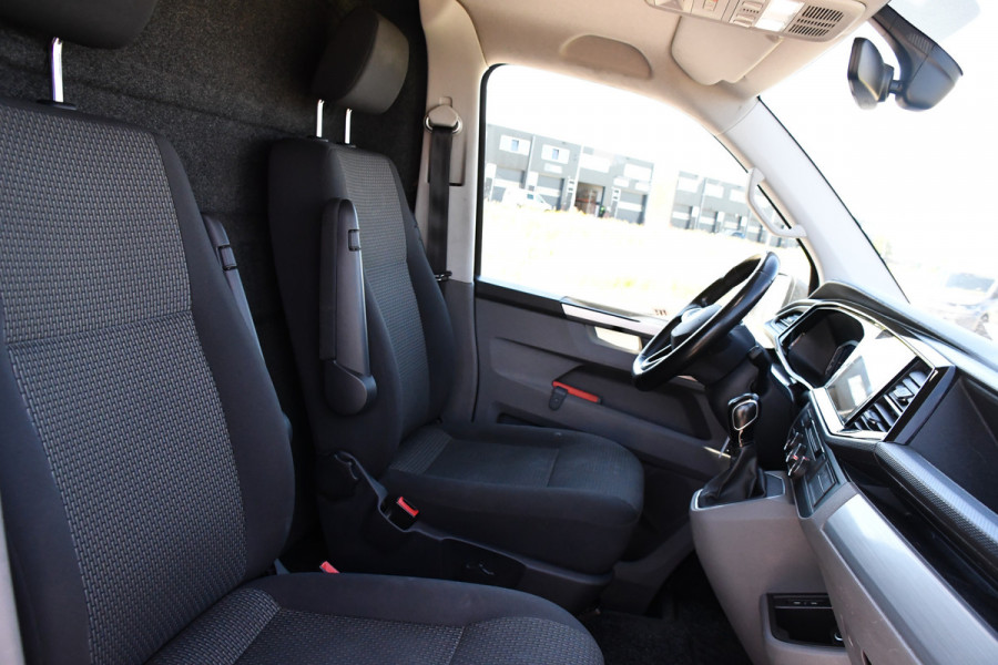 Volkswagen Transporter 2.0 TDI L2H1 30 Bulli Virtual, Adaptieve Cruise, Camera, 150PK, Carplay, Multimedia, Trekhaak, Uniek!