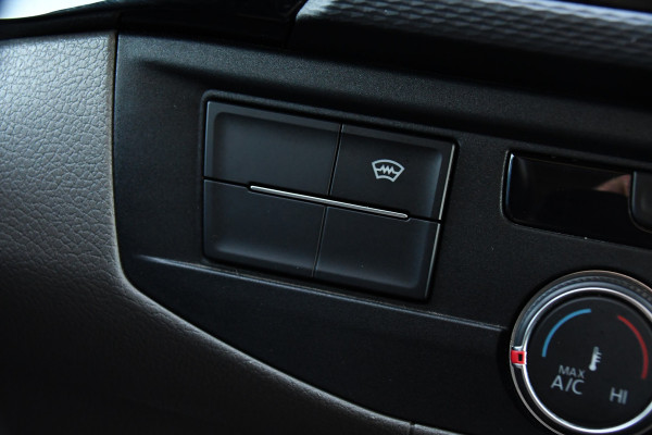 Volkswagen Transporter 2.0 TDI L2H1 30 Bulli Virtual, Adaptieve Cruise, Camera, 150PK, Carplay, Multimedia, Trekhaak, Uniek!