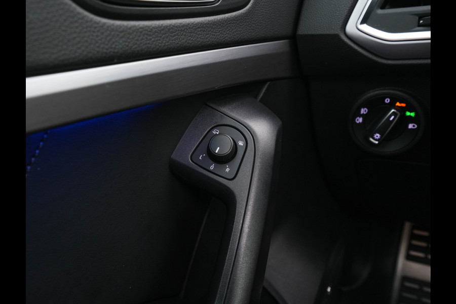 Seat Ateca 1.5 TSI FR Business Intense *PANO | LEATHER-MICROFIBRE | FULL-LED | MEMORY-PACK | TOP-VIEW | BEATS-AUDIO | DIGI-COCKPIT | NAVI-FULLMAP | SPORT-SEATS | DAB+ | KEYLESS | CARPLAY | ECC | HEATED-SEATS | PDC | 18''ALU*