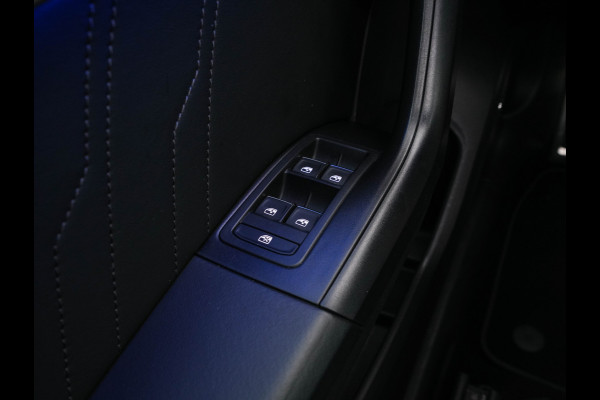 Seat Ateca 1.5 TSI FR Business Intense *PANO | LEATHER-MICROFIBRE | FULL-LED | MEMORY-PACK | TOP-VIEW | BEATS-AUDIO | DIGI-COCKPIT | NAVI-FULLMAP | SPORT-SEATS | DAB+ | KEYLESS | CARPLAY | ECC | HEATED-SEATS | PDC | 18''ALU*