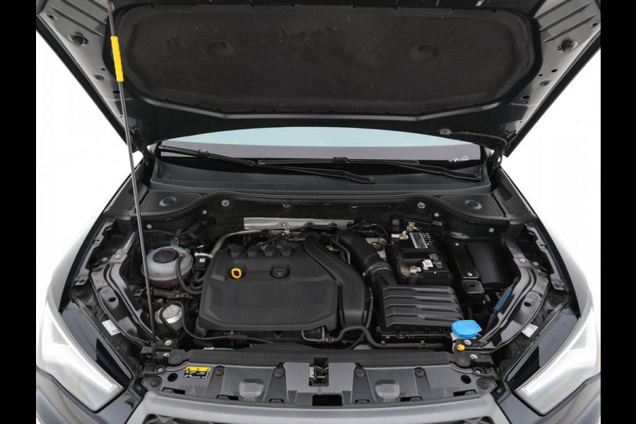 Seat Ateca 1.5 TSI FR Business Intense *PANO | LEATHER-MICROFIBRE | FULL-LED | MEMORY-PACK | TOP-VIEW | BEATS-AUDIO | DIGI-COCKPIT | NAVI-FULLMAP | SPORT-SEATS | DAB+ | KEYLESS | CARPLAY | ECC | HEATED-SEATS | PDC | 18''ALU*