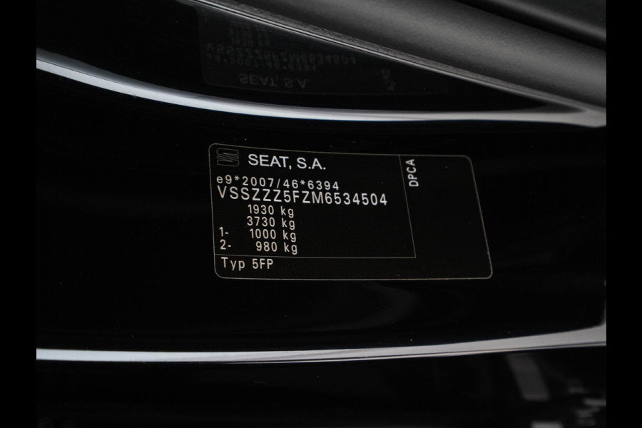 Seat Ateca 1.5 TSI FR Business Intense *PANO | LEATHER-MICROFIBRE | FULL-LED | MEMORY-PACK | TOP-VIEW | BEATS-AUDIO | DIGI-COCKPIT | NAVI-FULLMAP | SPORT-SEATS | DAB+ | KEYLESS | CARPLAY | ECC | HEATED-SEATS | PDC | 18''ALU*