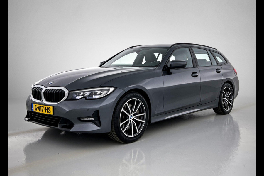 BMW 3 Serie Touring 330i Introduction Executive Edition SPORT LINE (NL-auto, Dealer OnderH, Trekhaak, Navi Pro, PDC V+A, Etc)