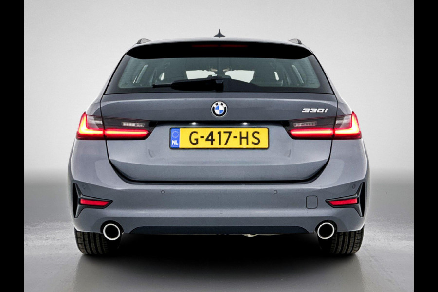BMW 3 Serie Touring 330i Introduction Executive Edition SPORT LINE (NL-auto, Dealer OnderH, Trekhaak, Navi Pro, PDC V+A, Etc)
