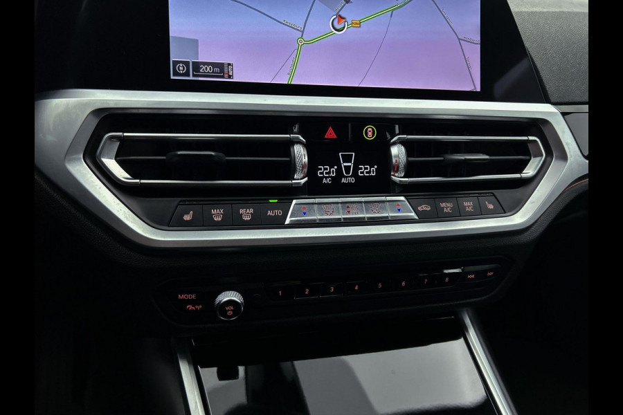 BMW 3 Serie Touring 330i Introduction Executive Edition SPORT LINE (NL-auto, Dealer OnderH, Trekhaak, Navi Pro, PDC V+A, Etc)