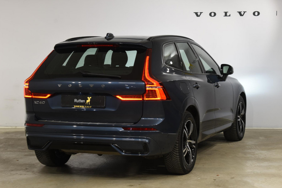 Volvo XC60 T8 455PK AWD R-Design / Navigatie / Head Up Display / 360 Camera / Parkeersensoren / Luchtvering / Stuur-Stoelverwarming /