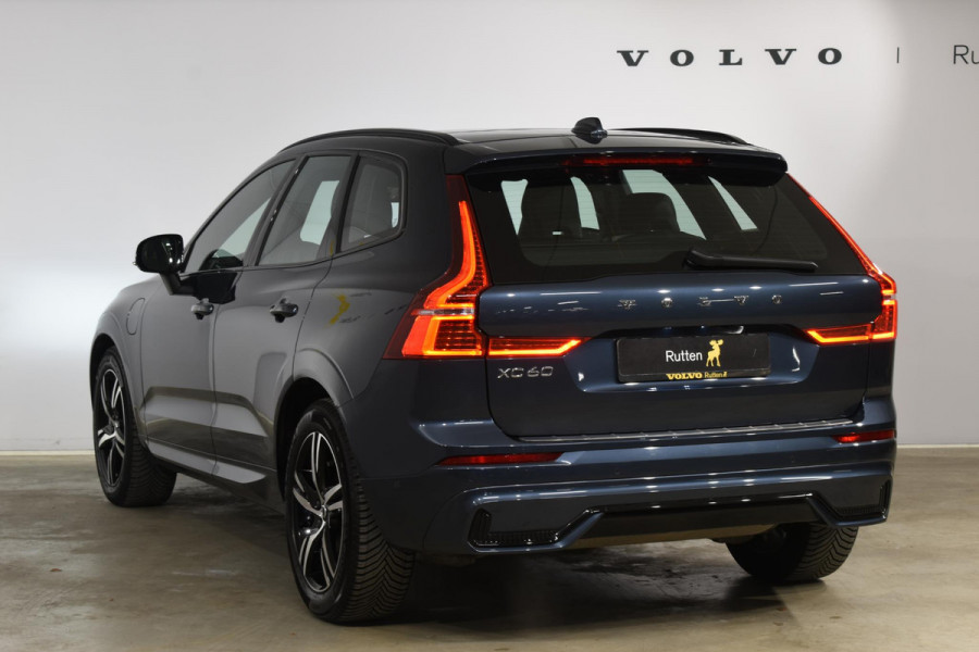 Volvo XC60 T8 455PK AWD R-Design / Navigatie / Head Up Display / 360 Camera / Parkeersensoren / Luchtvering / Stuur-Stoelverwarming /