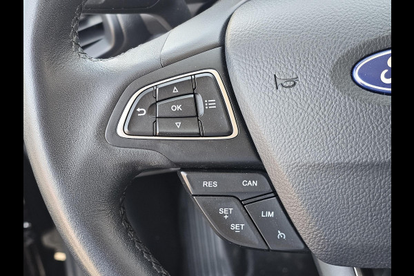 Ford EcoSport 1.0 EcoBoost Trend Ultimate 125 pk | Trekhaak | Navigatie | Achteruitrijcamera | PDC | Cruise control |Hoge instap | Nette auto!