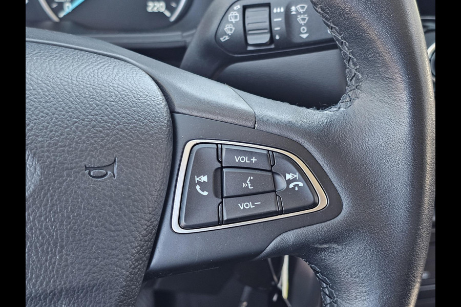 Ford EcoSport 1.0 EcoBoost Trend Ultimate 125 pk | Trekhaak | Navigatie | Achteruitrijcamera | PDC | Cruise control |Hoge instap | Nette auto!