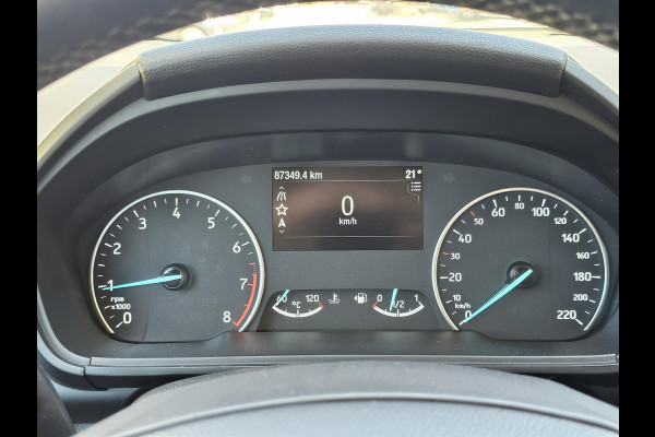 Ford EcoSport 1.0 EcoBoost Trend Ultimate 125 pk | Trekhaak | Navigatie | Achteruitrijcamera | PDC | Cruise control |Hoge instap | Nette auto!