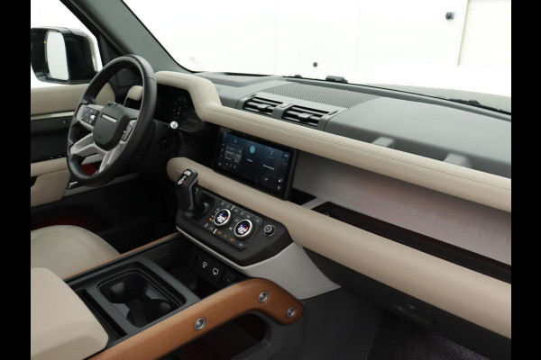 Land Rover Defender 110 P400e 110 SE