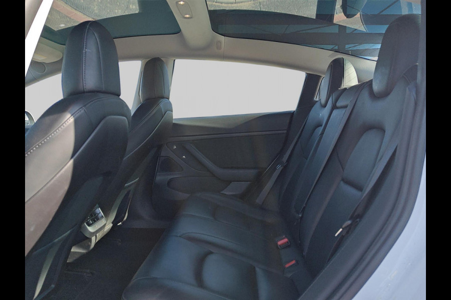 Tesla Model 3 Standard RWD Plus 60 kWh