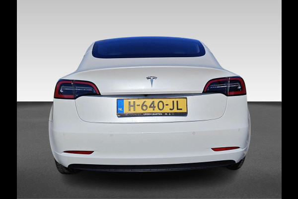 Tesla Model 3 Standard RWD Plus 60 kWh