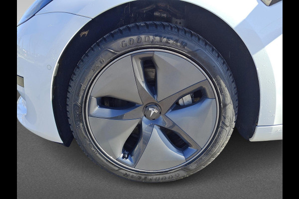 Tesla Model 3 Standard RWD Plus 60 kWh