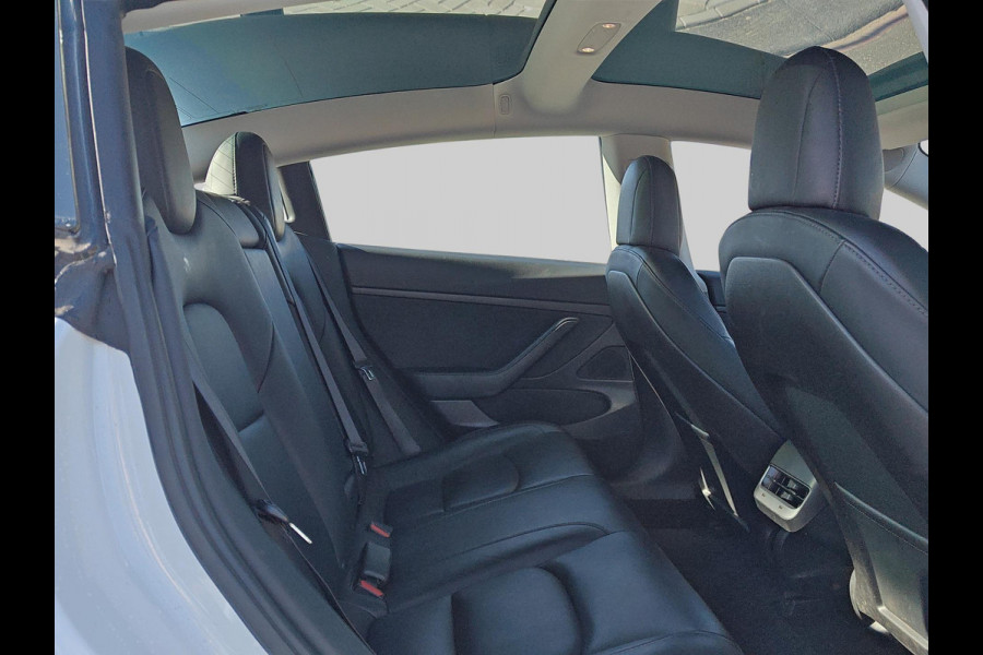 Tesla Model 3 Standard RWD Plus 60 kWh