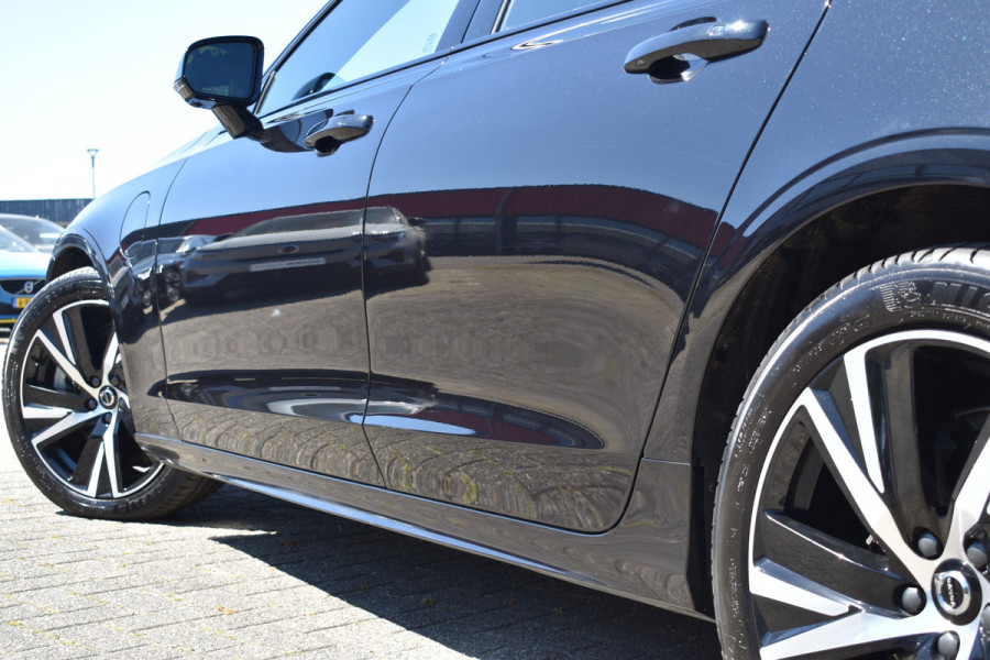 Volvo V90 T8 390PK AWD R-Design HUD | H&K | Trekhaak | Luchtvering | 360 camera | 19"LMV