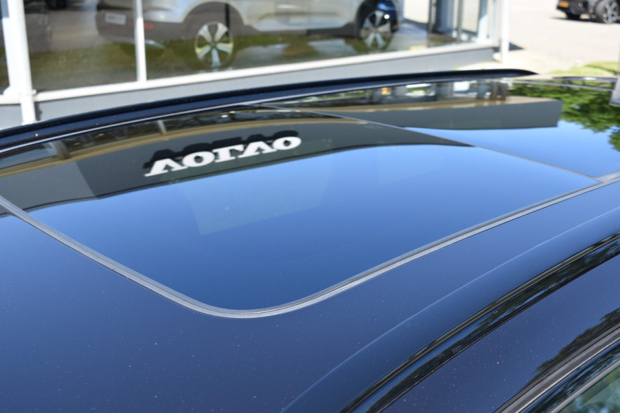 Volvo V90 T8 390PK AWD R-Design HUD | H&K | Trekhaak | Luchtvering | 360 camera | 19"LMV