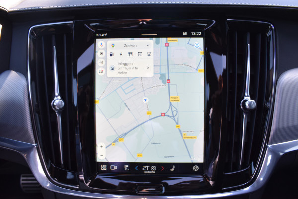 Volvo V90 T8 390PK AWD R-Design HUD | H&K | Trekhaak | Luchtvering | 360 camera | 19"LMV