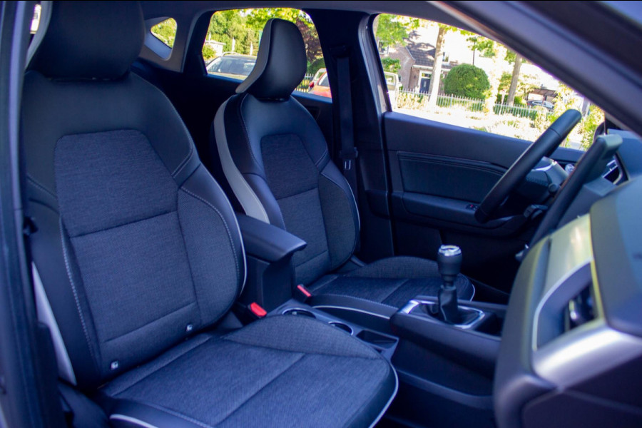 Renault Captur 1.0 TCe 90 techno | incl. fabrieksgarantie | Navi Camera Ledverlichting