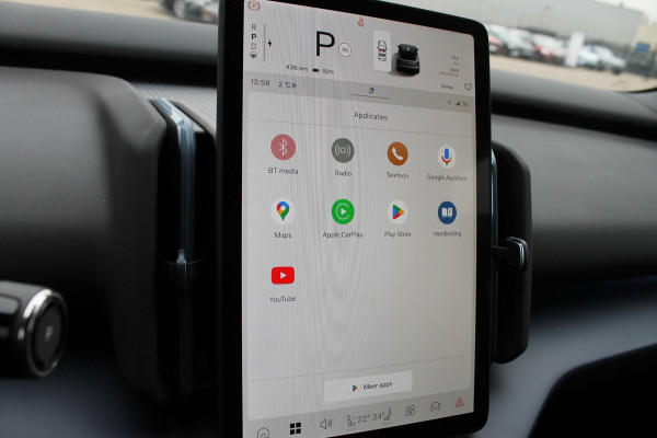 Volvo EX30 Single Motor Extended Range Plus 69 kWh Google services / Adaptieve cruise control / Blis / Parkeersensoren voor en achter met parkeercamera / Getinte ramen