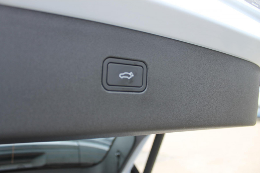 Volvo EX30 Single Motor Extended Range Plus 69 kWh Google services / Adaptieve cruise control / Blis / Parkeersensoren voor en achter met parkeercamera / Getinte ramen