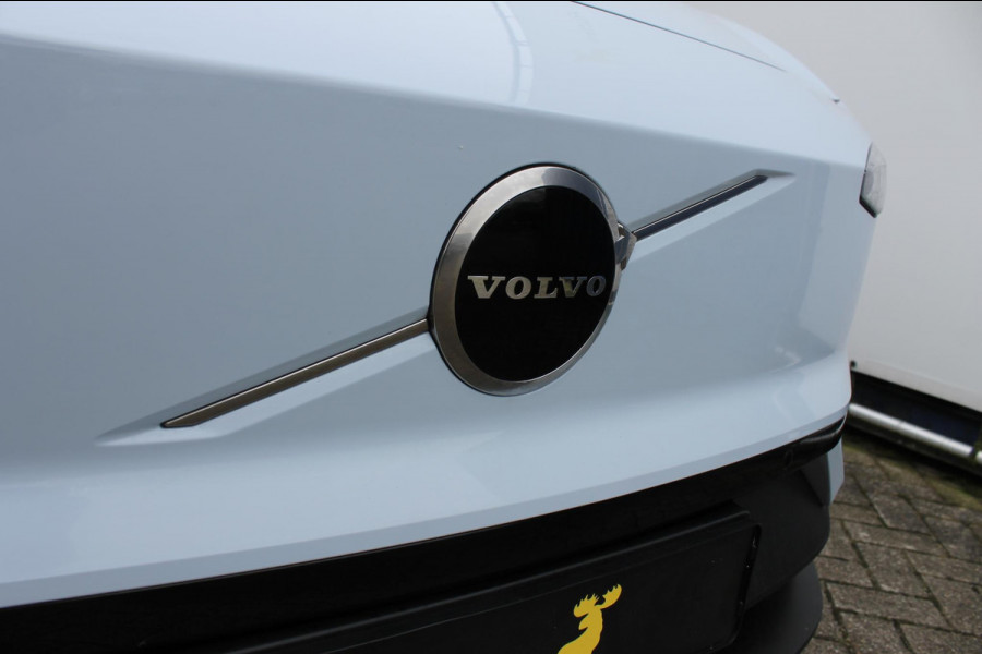 Volvo EX30 Single Motor Extended Range Plus 69 kWh Google services / Adaptieve cruise control / Blis / Parkeersensoren voor en achter met parkeercamera / Getinte ramen