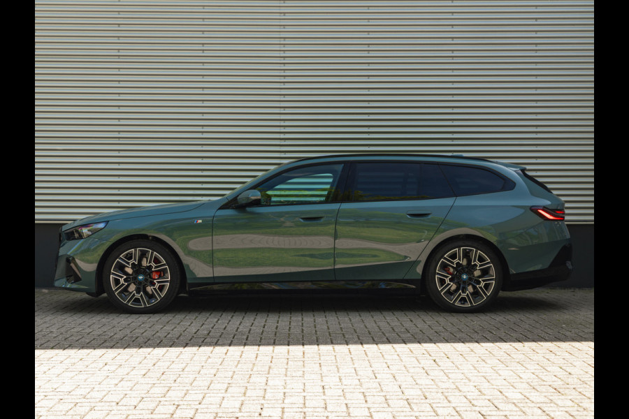 BMW i5 Touring eDrive40 M-Sport Pro - Pano - Onderstel Prof - Bowers & Wilkins