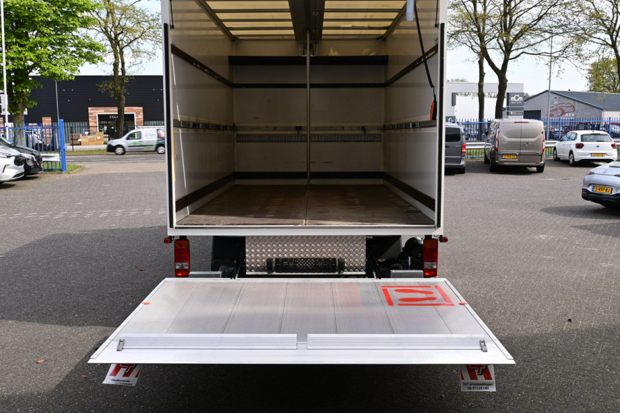 Mercedes-Benz Sprinter 514 CDI Bakwagen met NIEUWE laadklep Airco, MBUX, Geveerde stoel, Stoelverwarming Nieuwe Laadklep 1000kg 180cm Plateau