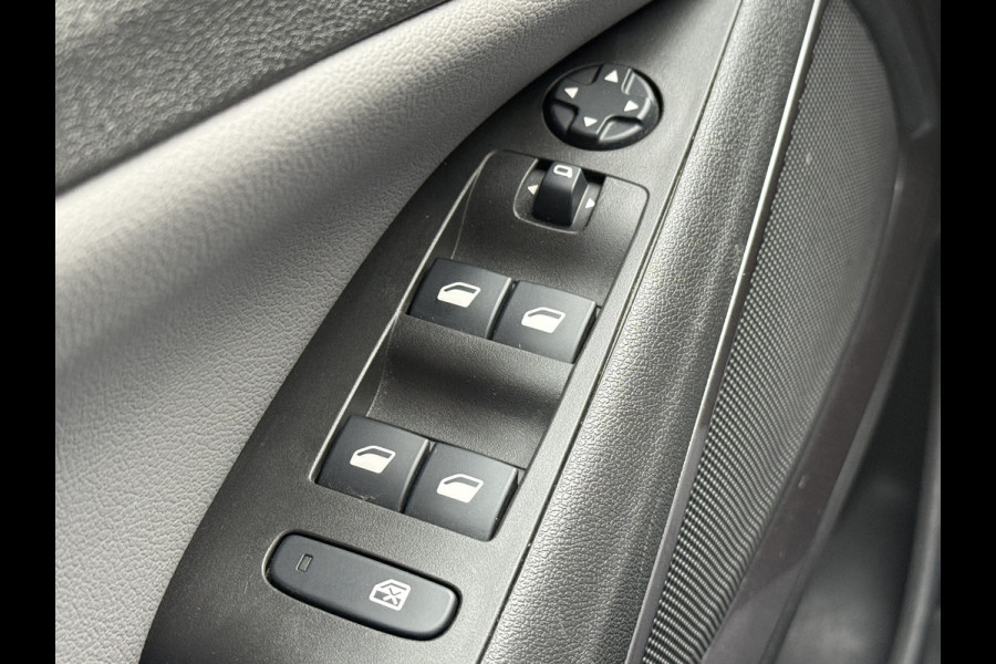 Opel Crossland X BWJ 2020 | 1.2T 111PK Innovation NWE DISTRIBUTIE | CLIMA | NAVI | CRUISE | PDC | LICHTMETAAL | CARPLAY