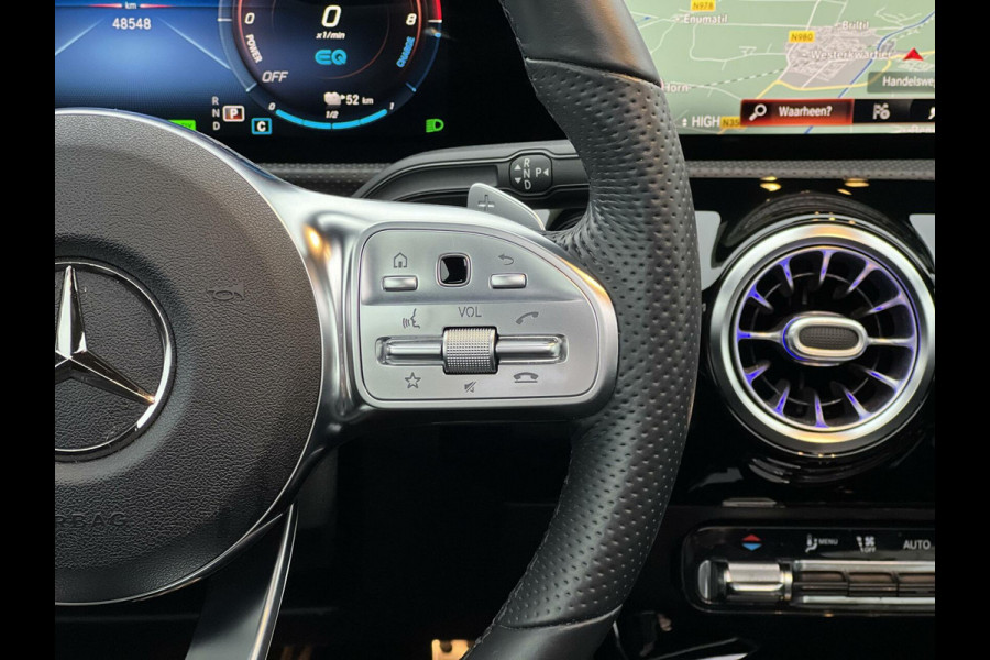 Mercedes-Benz CLA-Klasse 250 e AMG CLA250e Coupe Panoramadak|Keyless|Advanced sound|Sfeerverlichting|Night pakket