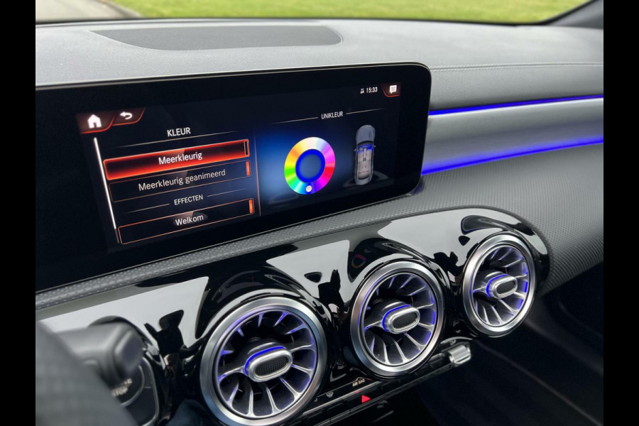 Mercedes-Benz CLA-Klasse 250 e AMG CLA250e Coupe Panoramadak|Keyless|Advanced sound|Sfeerverlichting|Night pakket