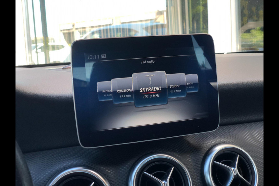 Mercedes-Benz A-Klasse 160 Sport Edition | Navi, Camera, Cruise, Carplay/Android, Half leder | Dealeronderhouden | NAP |