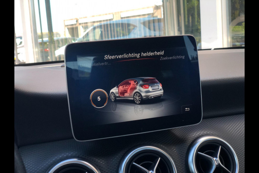 Mercedes-Benz A-Klasse 160 Sport Edition | Navi, Camera, Cruise, Carplay/Android, Half leder | Dealeronderhouden | NAP |