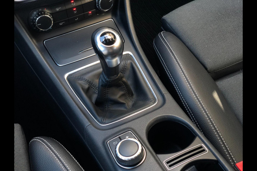 Mercedes-Benz A-Klasse 160 Sport Edition | Navi, Camera, Cruise, Carplay/Android, Half leder | Dealeronderhouden | NAP |