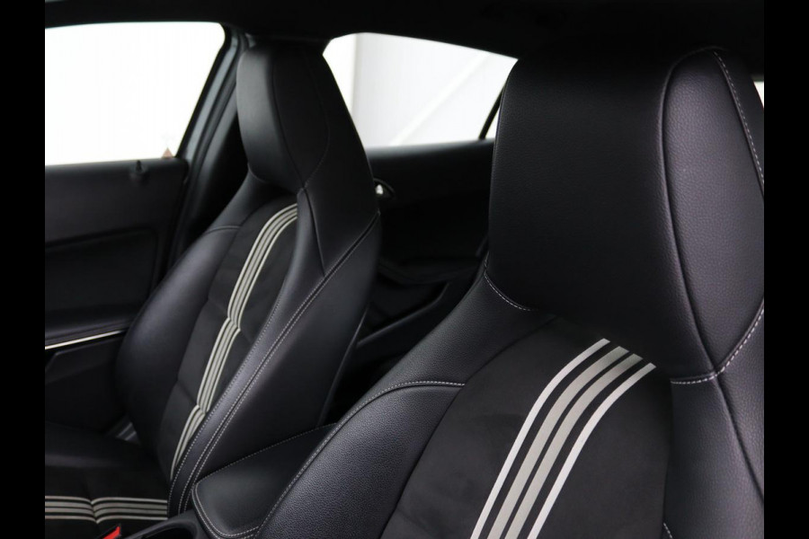 Mercedes-Benz GLA 200 Premium Plus AMG| Automaat | LED | Apple Carplay | Sportstoelen | Camera |