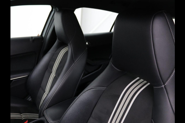 Mercedes-Benz GLA 200 Premium Plus AMG| Automaat | LED | Apple Carplay | Sportstoelen | Camera |