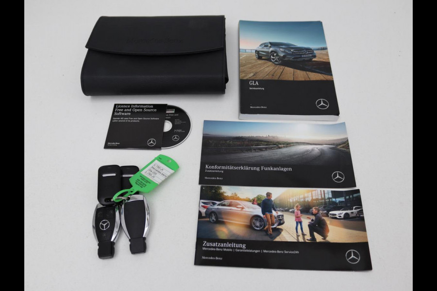 Mercedes-Benz GLA 200 Premium Plus AMG| Automaat | LED | Apple Carplay | Sportstoelen | Camera |
