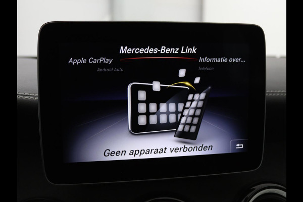 Mercedes-Benz GLA 200 Premium Plus AMG| Automaat | LED | Apple Carplay | Sportstoelen | Camera |