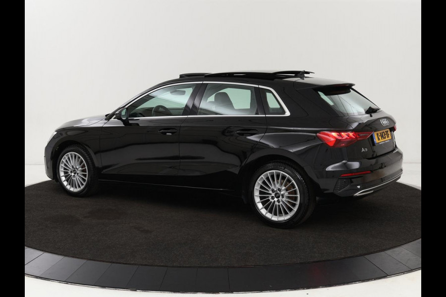 Audi A3 Sportback 35 TFSI Business edition | Panorama Dak | Apple Carplay | Cruise Control |  Navi | LMV | Draadloze Telefoonlader