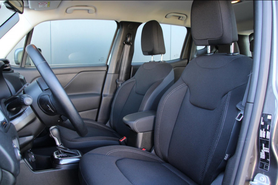 Jeep Renegade 4xe 190 Plug-in Hybrid Electric Limited | LED | Apple Carplay