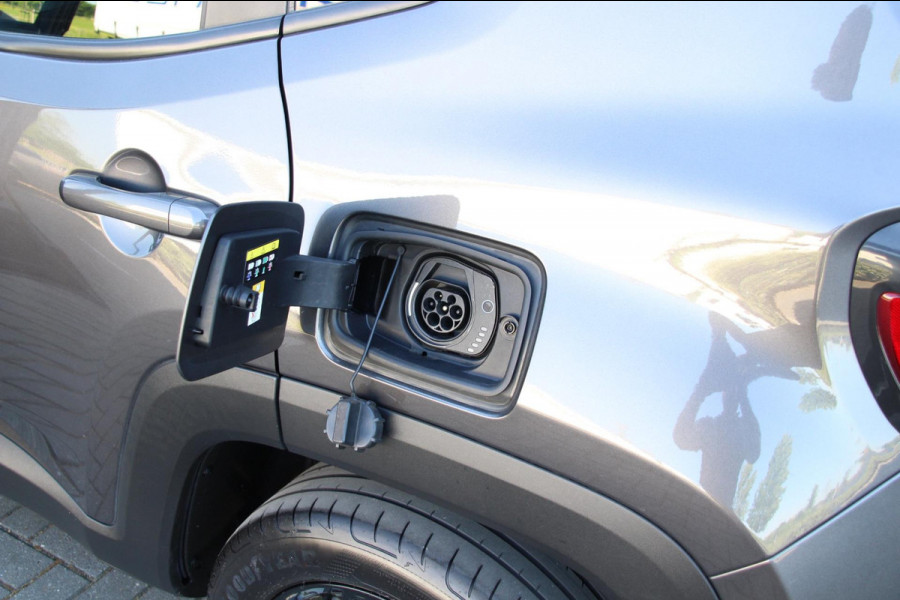 Jeep Renegade 4xe 190 Plug-in Hybrid Electric Limited | LED | Apple Carplay