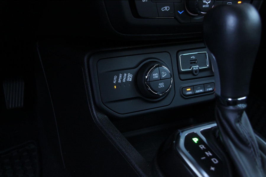 Jeep Renegade 4xe 190 Plug-in Hybrid Electric Limited | LED | Apple Carplay