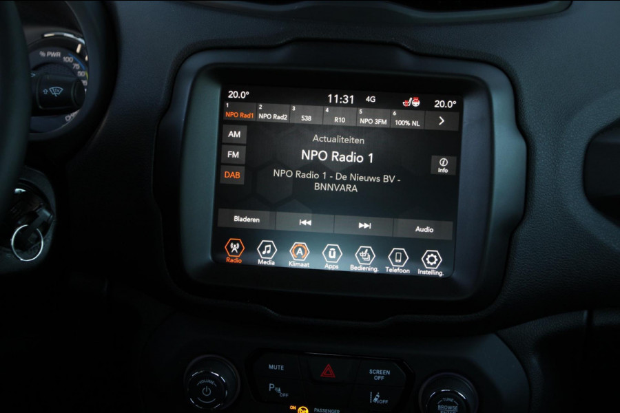 Jeep Renegade 4xe 190 Plug-in Hybrid Electric Limited | LED | Apple Carplay