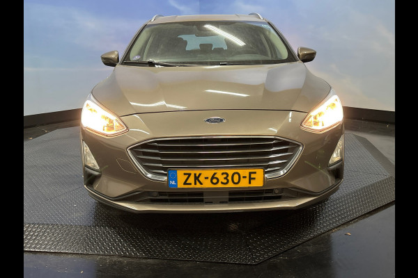 Ford FOCUS Wagon 1.0 EcoBoost Titanium Business Trekhaak, Keyless, Navi,