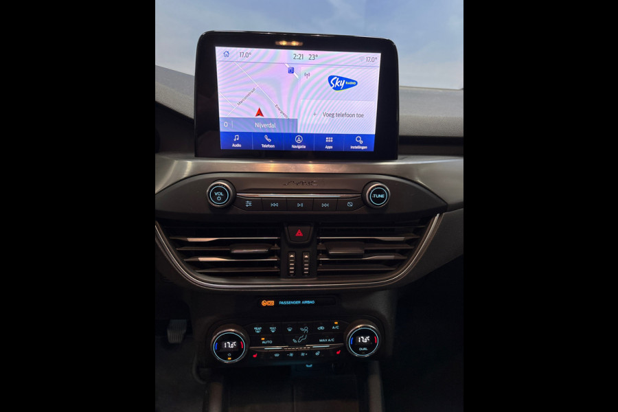 Ford FOCUS Wagon 1.0 EcoBoost Titanium Business Trekhaak, Keyless, Navi,