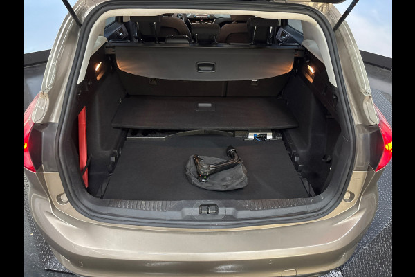 Ford FOCUS Wagon 1.0 EcoBoost Titanium Business Trekhaak, Keyless, Navi,