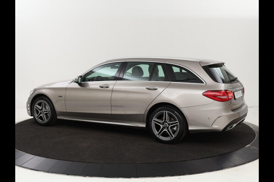 Mercedes-Benz C-Klasse 300de AMG | Head-Up | Adaptive cruise | Stoelverwarming | Carplay | Leder/Alcantara | Memory | Sfeerverlichting | Keyless | Navigatie