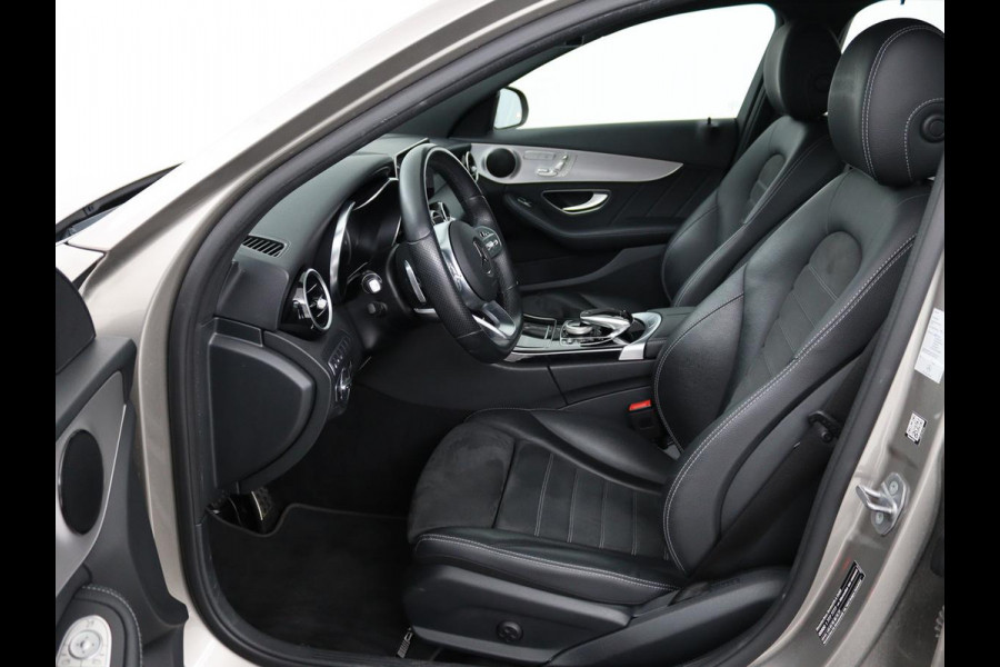 Mercedes-Benz C-Klasse 300de AMG | Head-Up | Adaptive cruise | Stoelverwarming | Carplay | Leder/Alcantara | Memory | Sfeerverlichting | Keyless | Navigatie
