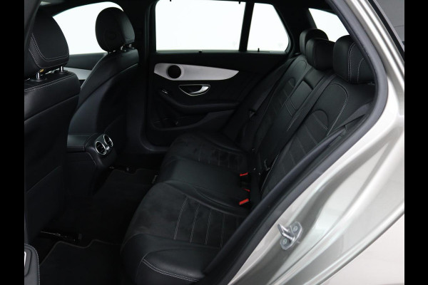 Mercedes-Benz C-Klasse 300de AMG | Head-Up | Adaptive cruise | Stoelverwarming | Carplay | Leder/Alcantara | Memory | Sfeerverlichting | Keyless | Navigatie